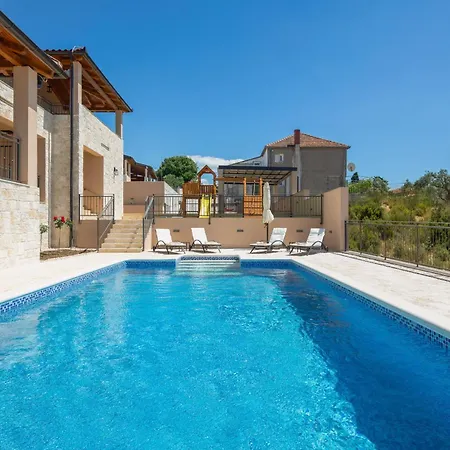 Villa San Zadarvillas Sveti Filip i Jakov